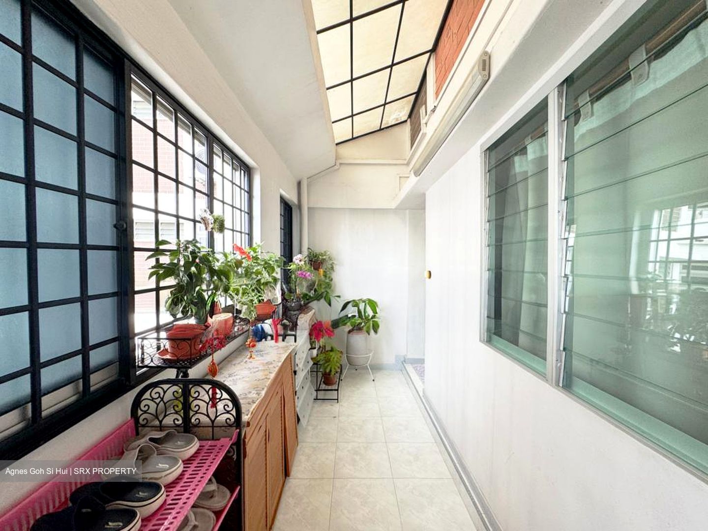 Blk 834 Hougang Central (Hougang), HDB Executive #526124201